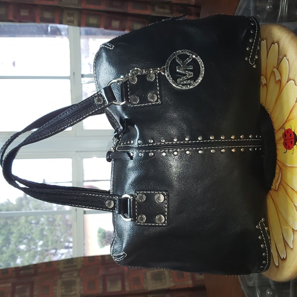 MICHAEL KORS ASTOR STUDDED EMBELLISHED LEATHER WEEKEND DOCTOR SATCHEL TOTE BAG